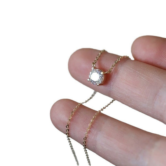 Simple clavicle chain neck chain jewelry four-claw single diamond zircon pendant necklace female wholesale
